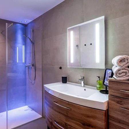 Marios Maurach (Achensee)